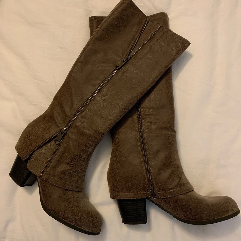Brown Suede Boots